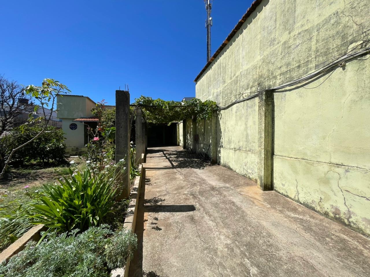 Casa à venda no Petrópolis: Casa à venda - Petrópolis, 3 quartos - Belo Horizonte