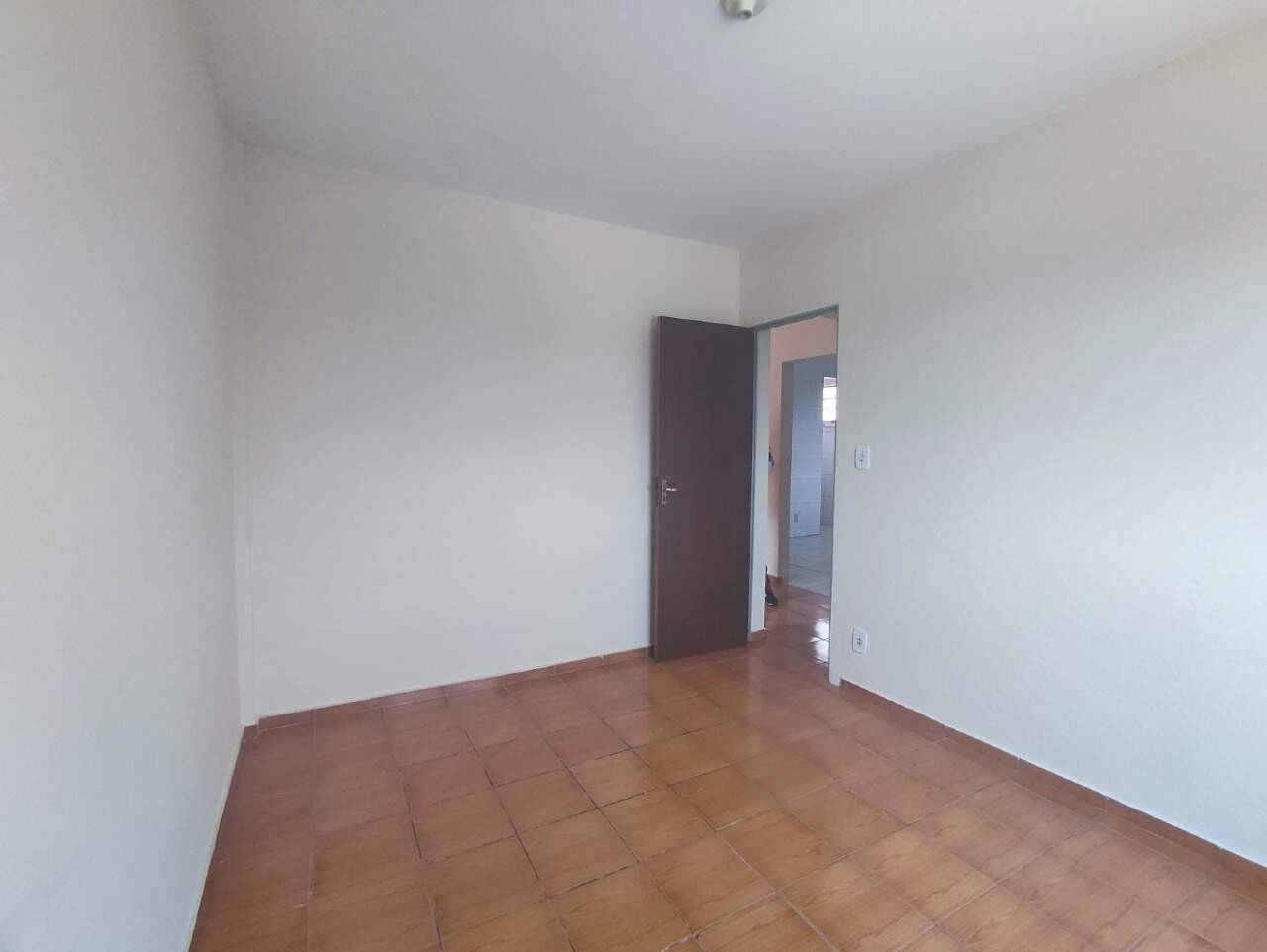 Apartamento para aluguel no Tirol: Apartamento para alugar, 02 Quartos no bairro Tirol região do Barreiro.