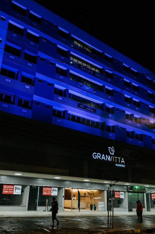 Sala para alugar no Milionários no condomínio Granvitta - Comercial
