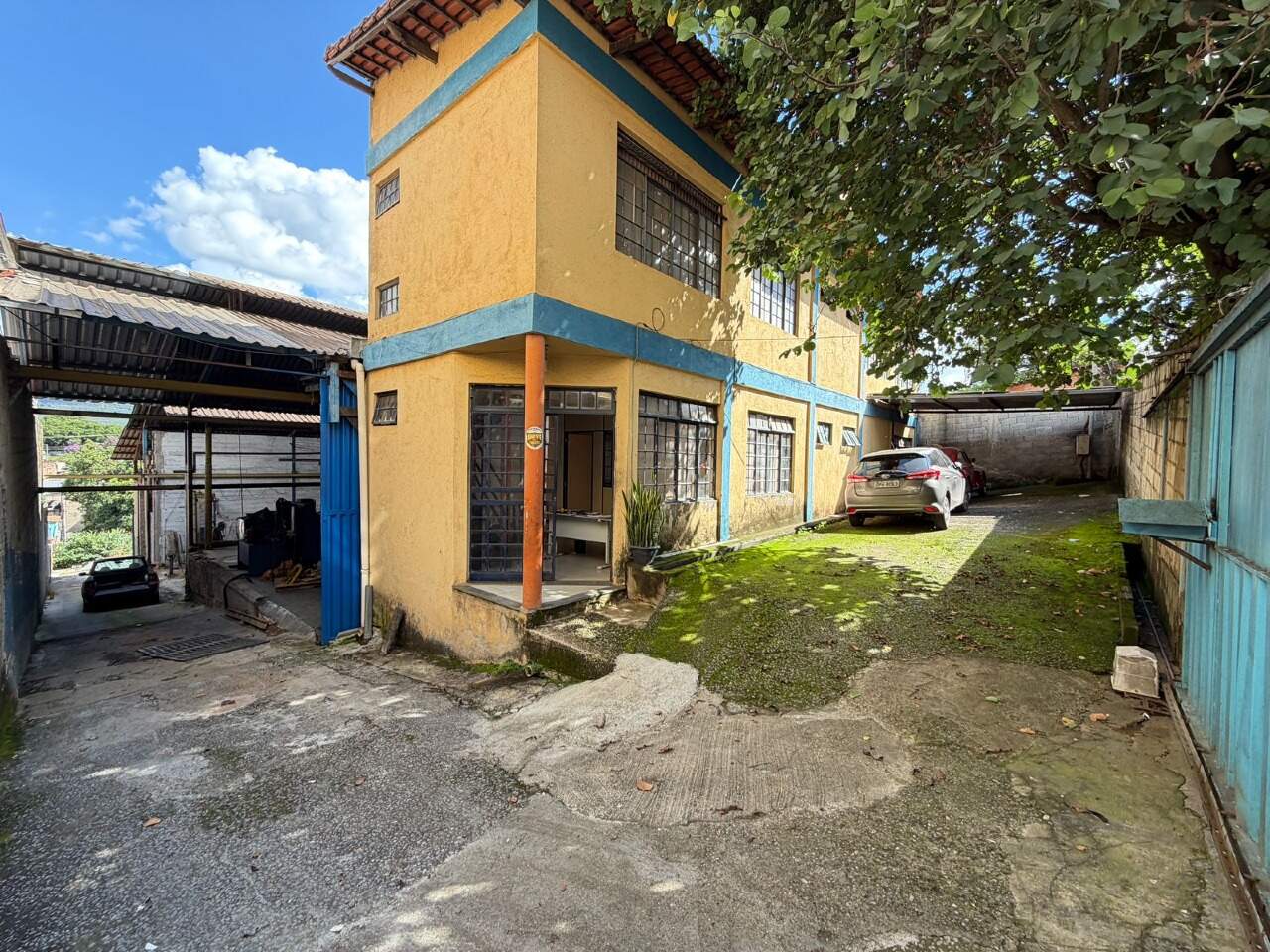 Lote-Área-Terreno à venda no Castanheira: Lote-Área-Terreno à venda - Castanheira, - Belo Horizonte