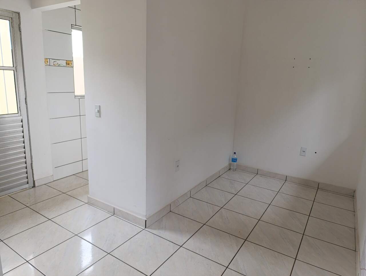 Apartamento para aluguel no Diamante: Apartamento para alugar, 01 Quarto, no bairro Diamante região do Barreiro.