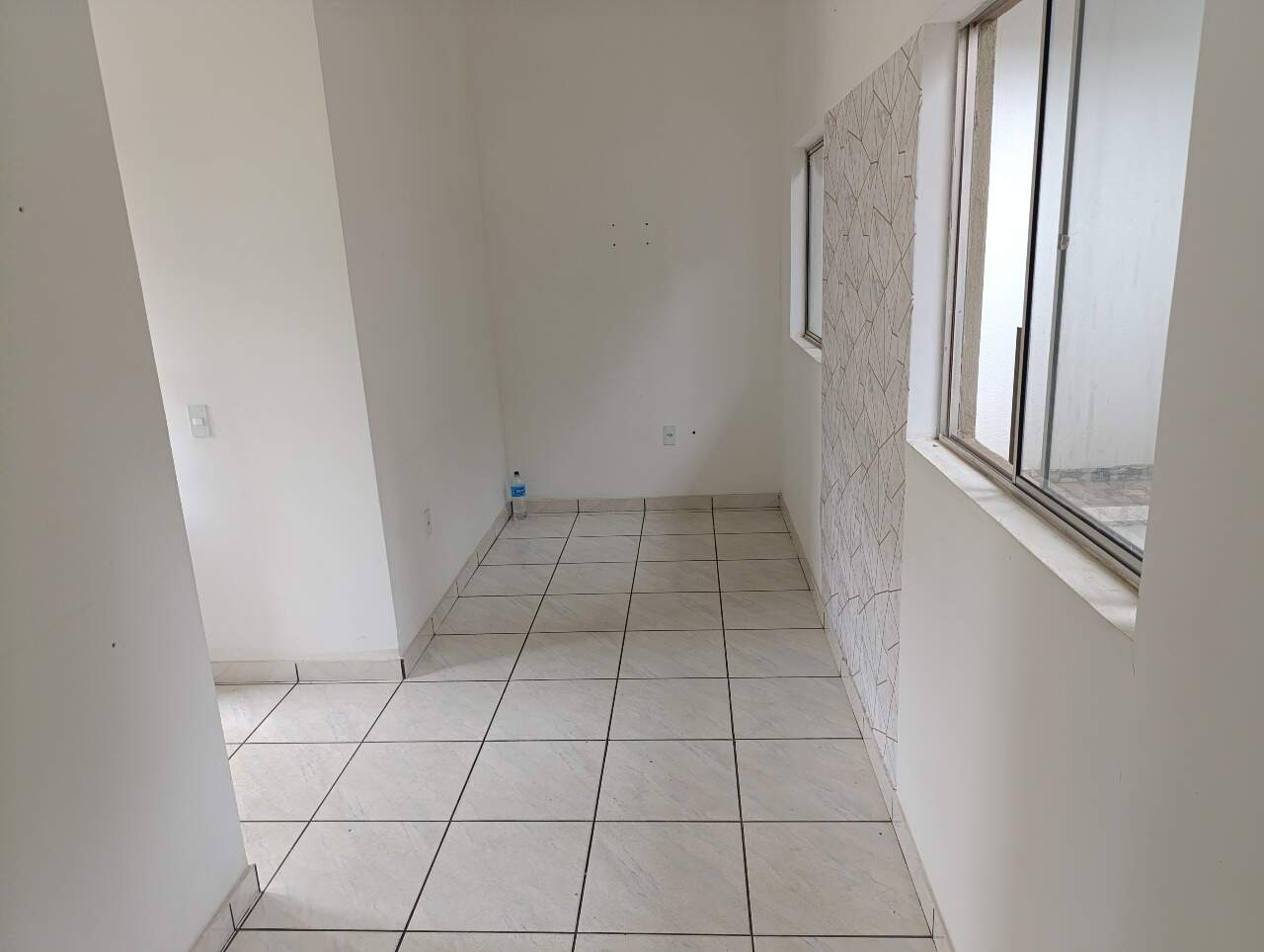 Apartamento para aluguel no Diamante: Apartamento para alugar, 01 Quarto, no bairro Diamante região do Barreiro.