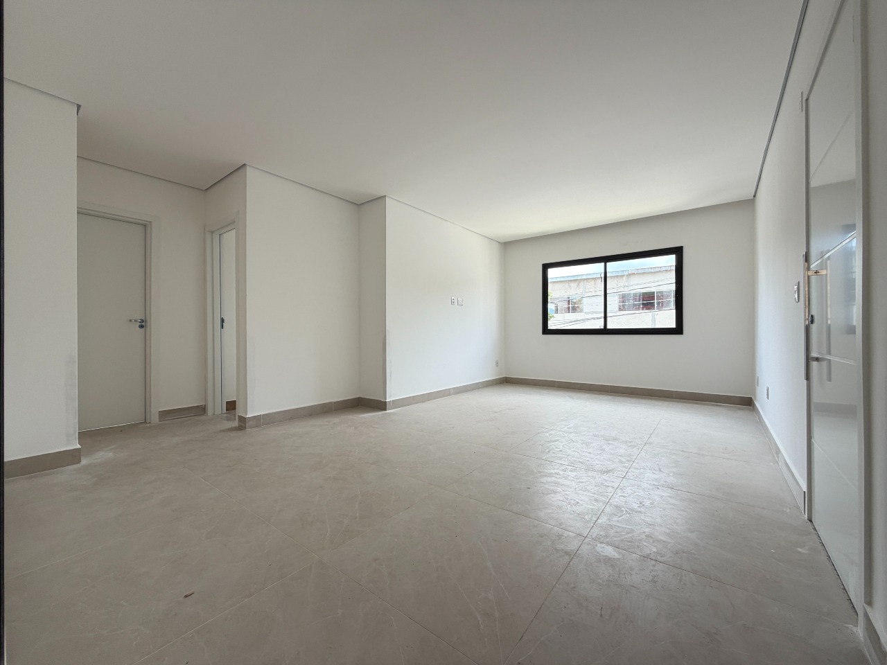 Apartamento à venda no Barreiro: 