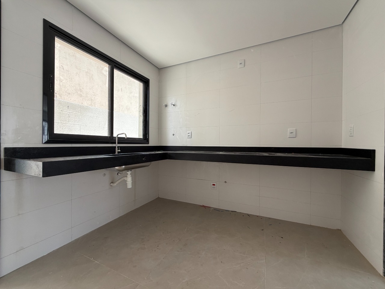 Área privativa à venda no Barreiro: 