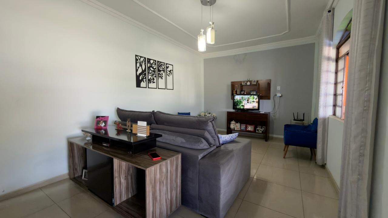 Casa à venda no Olaria: Casa à venda - Olaria, 3 quartos - Belo Horizonte