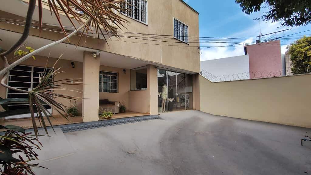 Casa Comercial à venda no Barreiro: Casa Comercial à venda - Barreiro, 7 quartos - Belo Horizonte