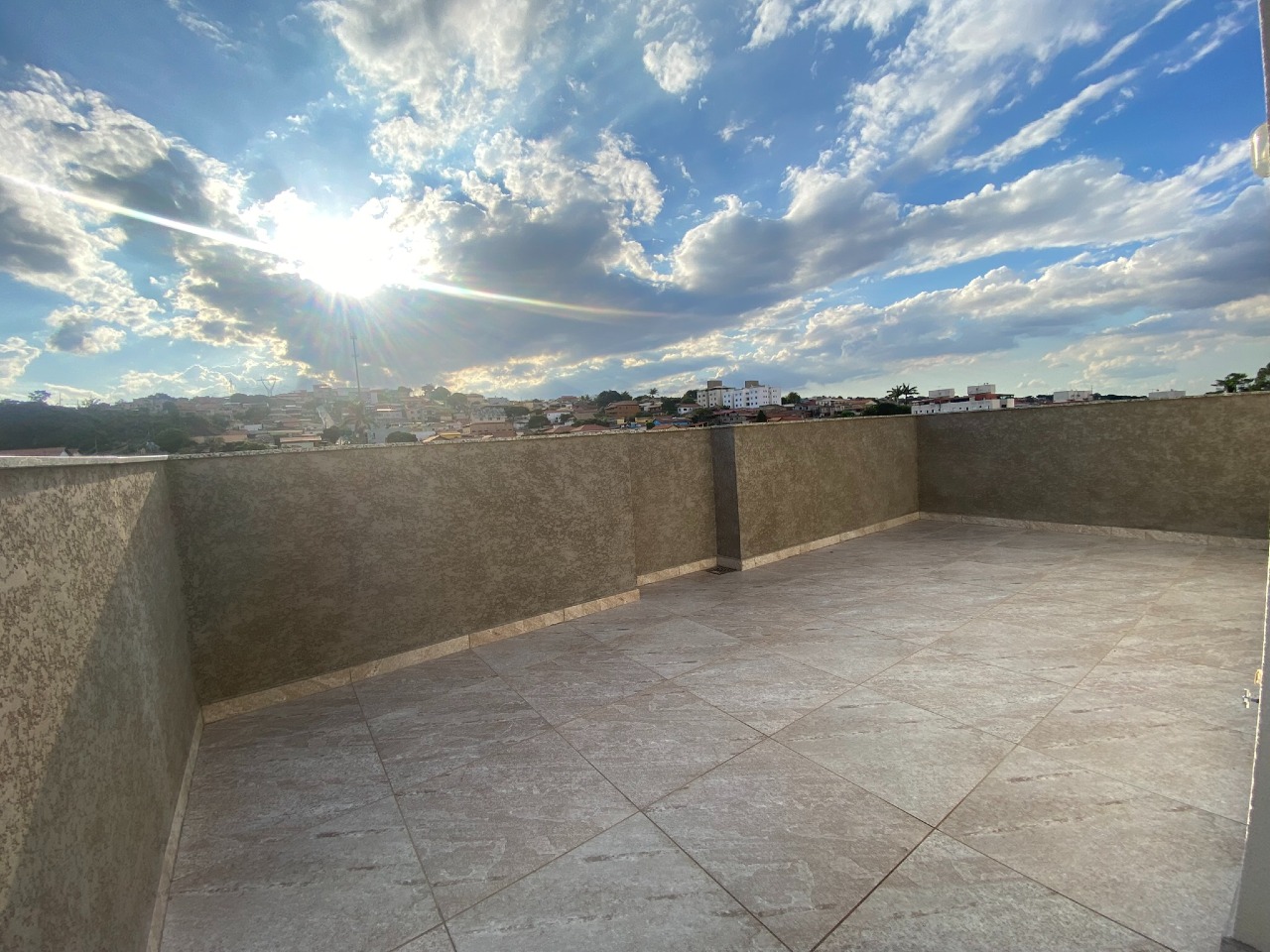 Apartamento à venda no Mangueiras: 