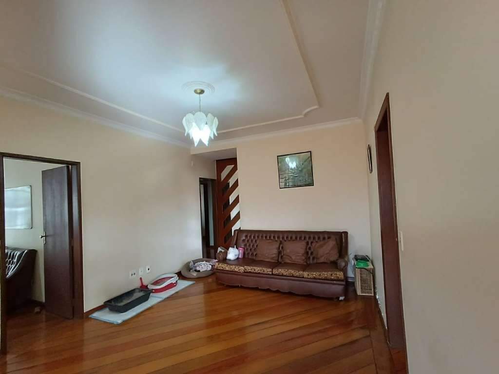 Casa à venda no Diamante: Casa à venda, 5 quartos, 4 suítes, 10 vagas, Diamante - Belo Horizonte/MG