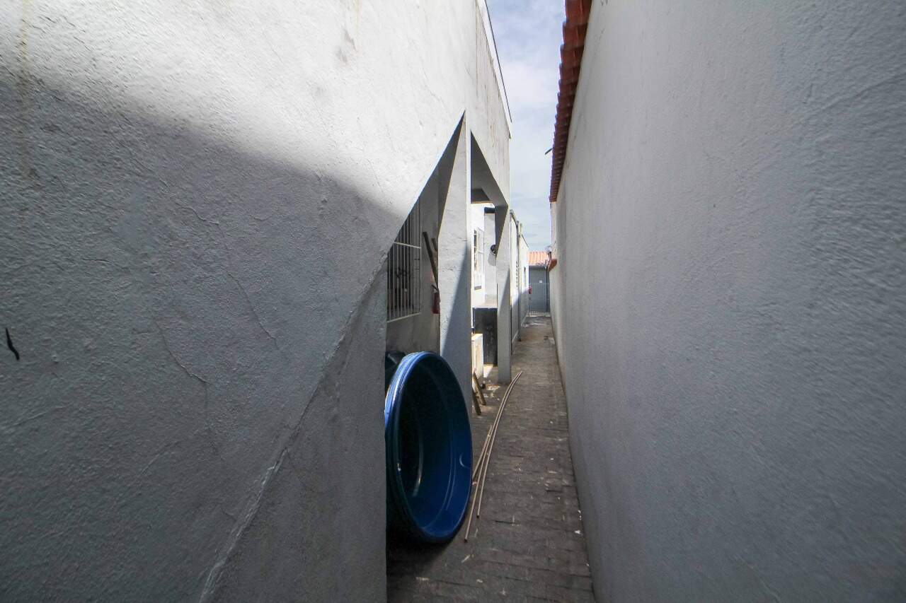 Barracão para aluguel no Barreiro: Barracão para alugar, 01 quarto, Barreiro