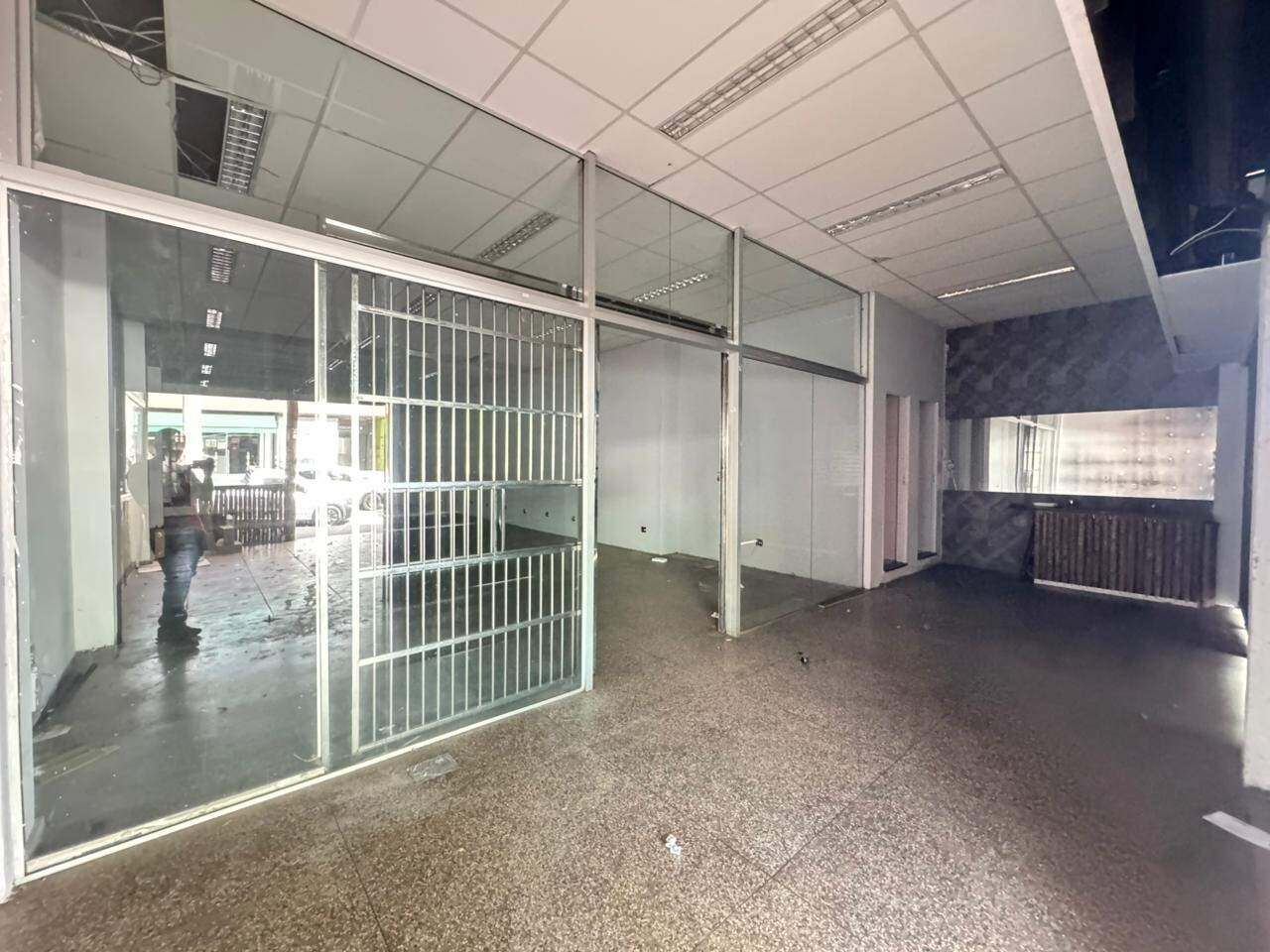 Loja para aluguel no Barreiro: 