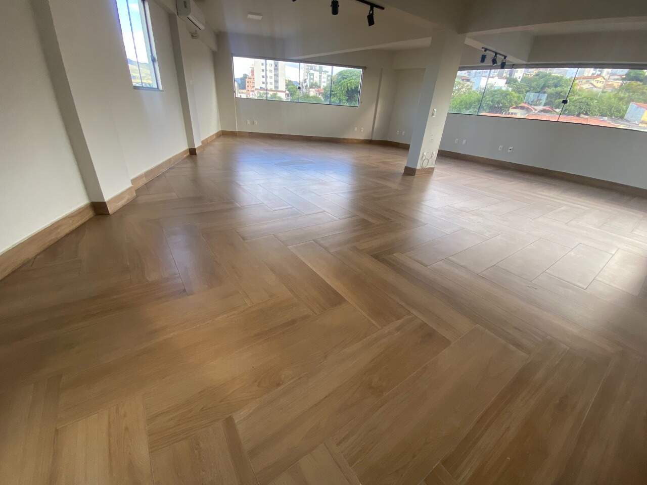 Sala para aluguel no Barreiro: Loja para aluguel - Barreiro, - Belo Horizonte