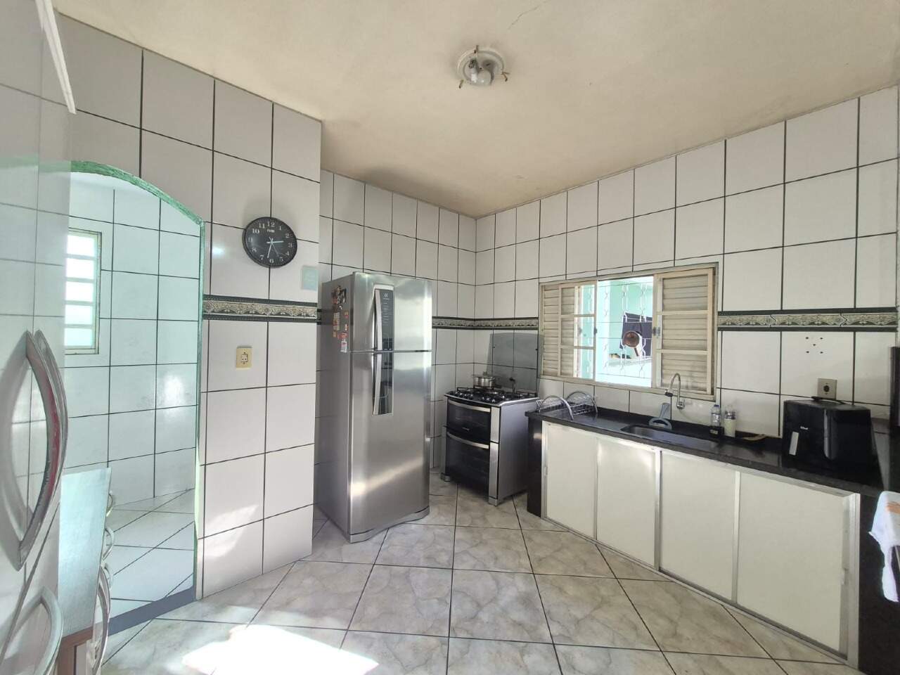 Casa à venda no Diamante: Casa à venda, 03 Quartos, suíte e 04 vagas, no Diamante, região do Barreiro