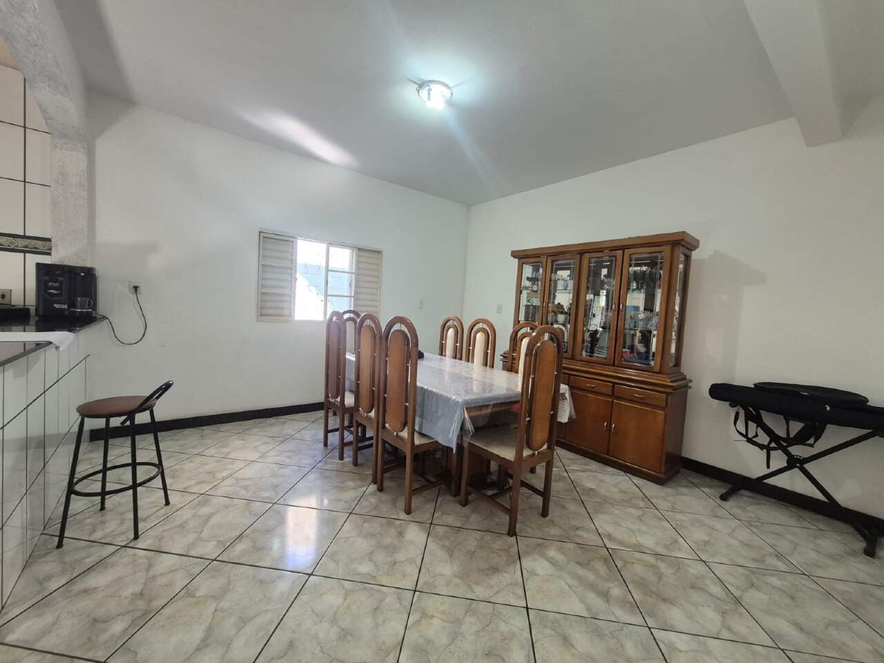 Casa à venda no Diamante: Casa à venda, 03 Quartos, suíte e 04 vagas, no Diamante, região do Barreiro