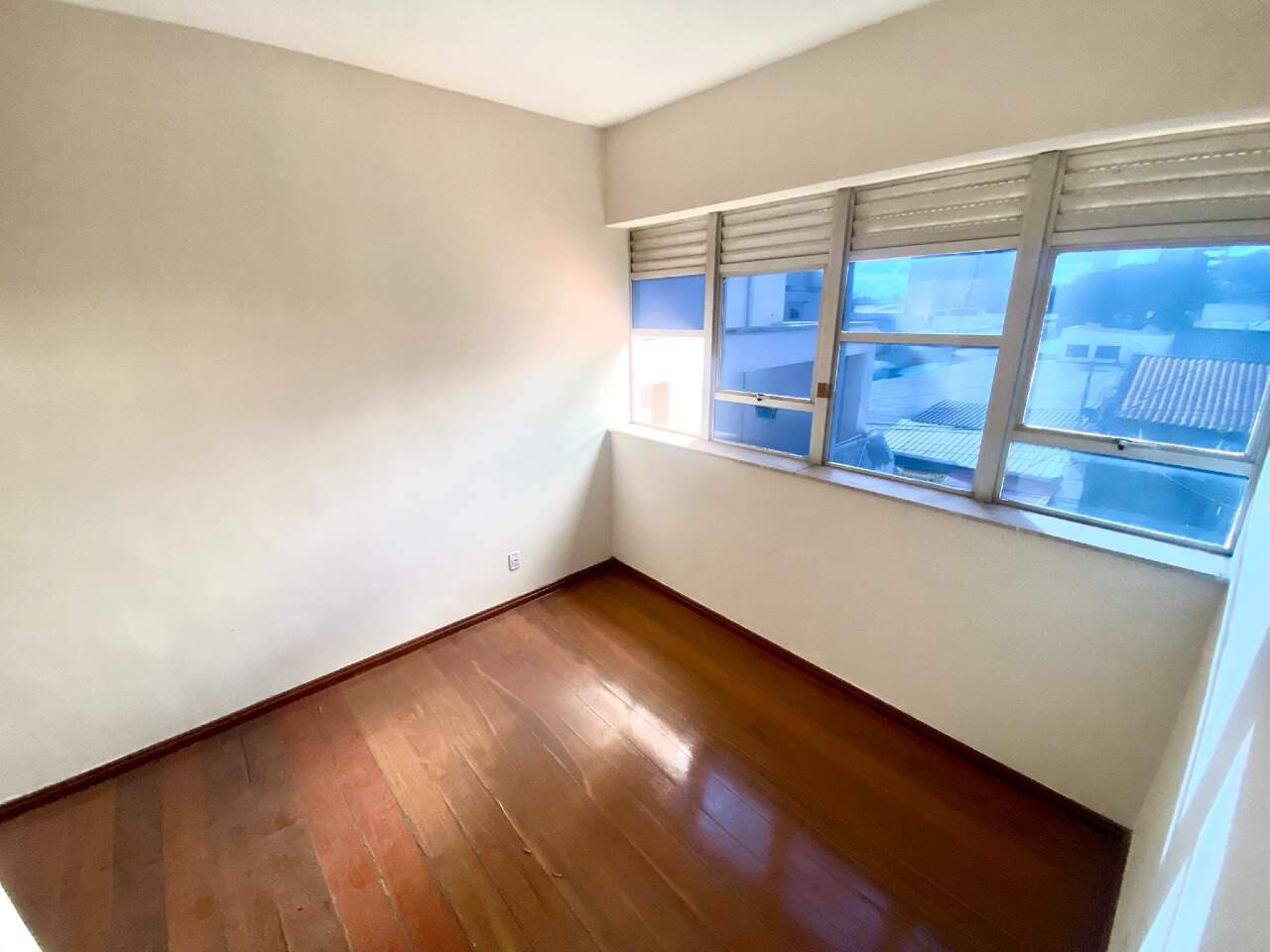 Casa Comercial para aluguel no Barreiro: Casa Comercial para aluguel - Barreiro, - Belo Horizonte