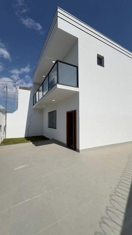 Casa à venda no Santa Helena: Casa à venda - Santa Helena, 3 quartos - Belo Horizonte
