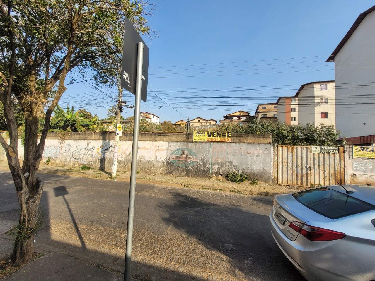 Lote-Área-Terreno à venda no Mangueiras: Lote-Área-Terreno à venda - Mangueiras, - Belo Horizonte
