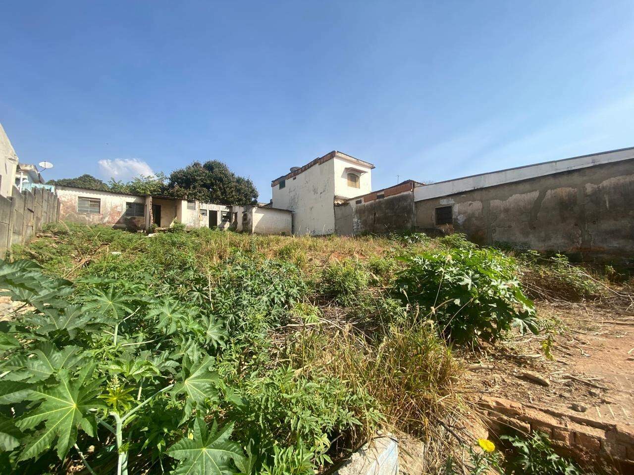 Lote-Área-Terreno à venda no Miramar: Lote-Área-Terreno à venda - Miramar, - Belo Horizonte
