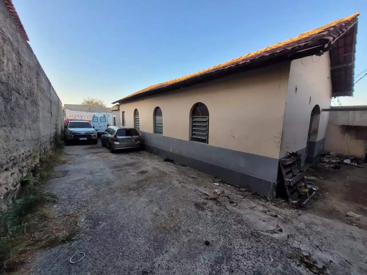 Galpão à venda no Barreiro: Casa à venda - Barreiro, - Belo Horizonte