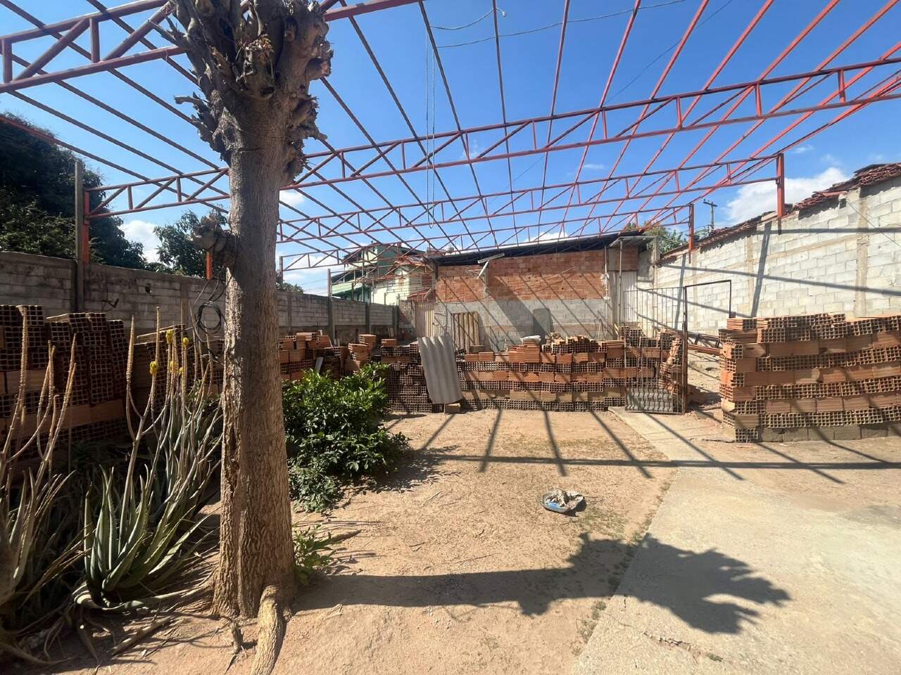 Casa à venda no Itaipu: Casa à venda - Itaipu, - Belo Horizonte