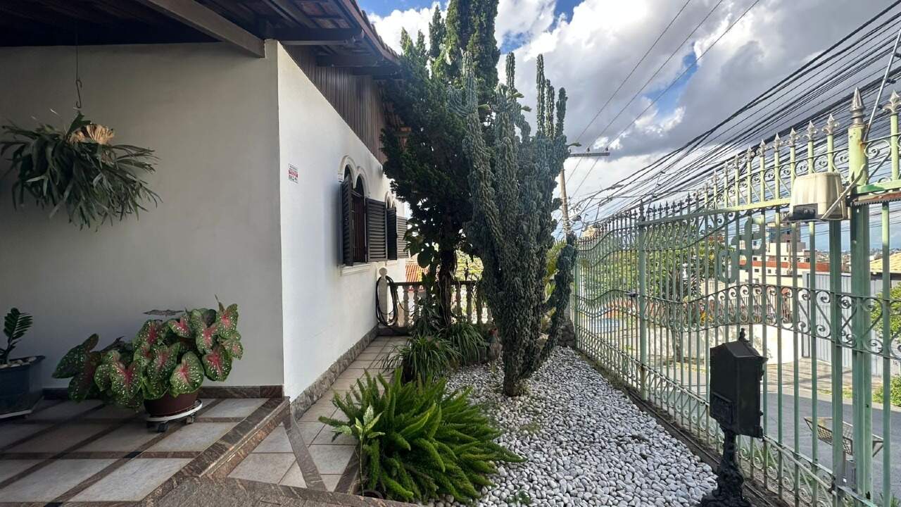 Casa à venda no Barreiro: Casa à venda - Barreiro, 3 quartos - Belo Horizonte