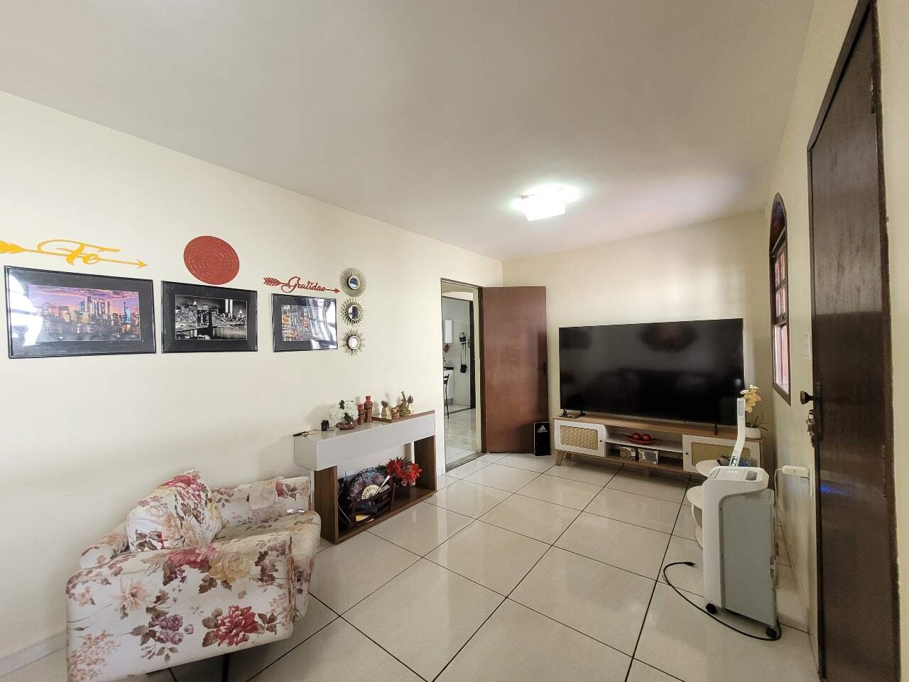 Casa à venda no Conjunto Ademar Maldonado: Casa à venda - Conjunto Ademar Maldonado, 4 quartos - Belo Horizonte
