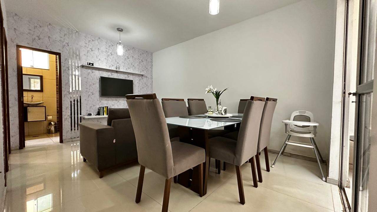 Casa Geminada à venda no Tirol: Casa Geminada à venda - Tirol, 2 quartos - Belo Horizonte