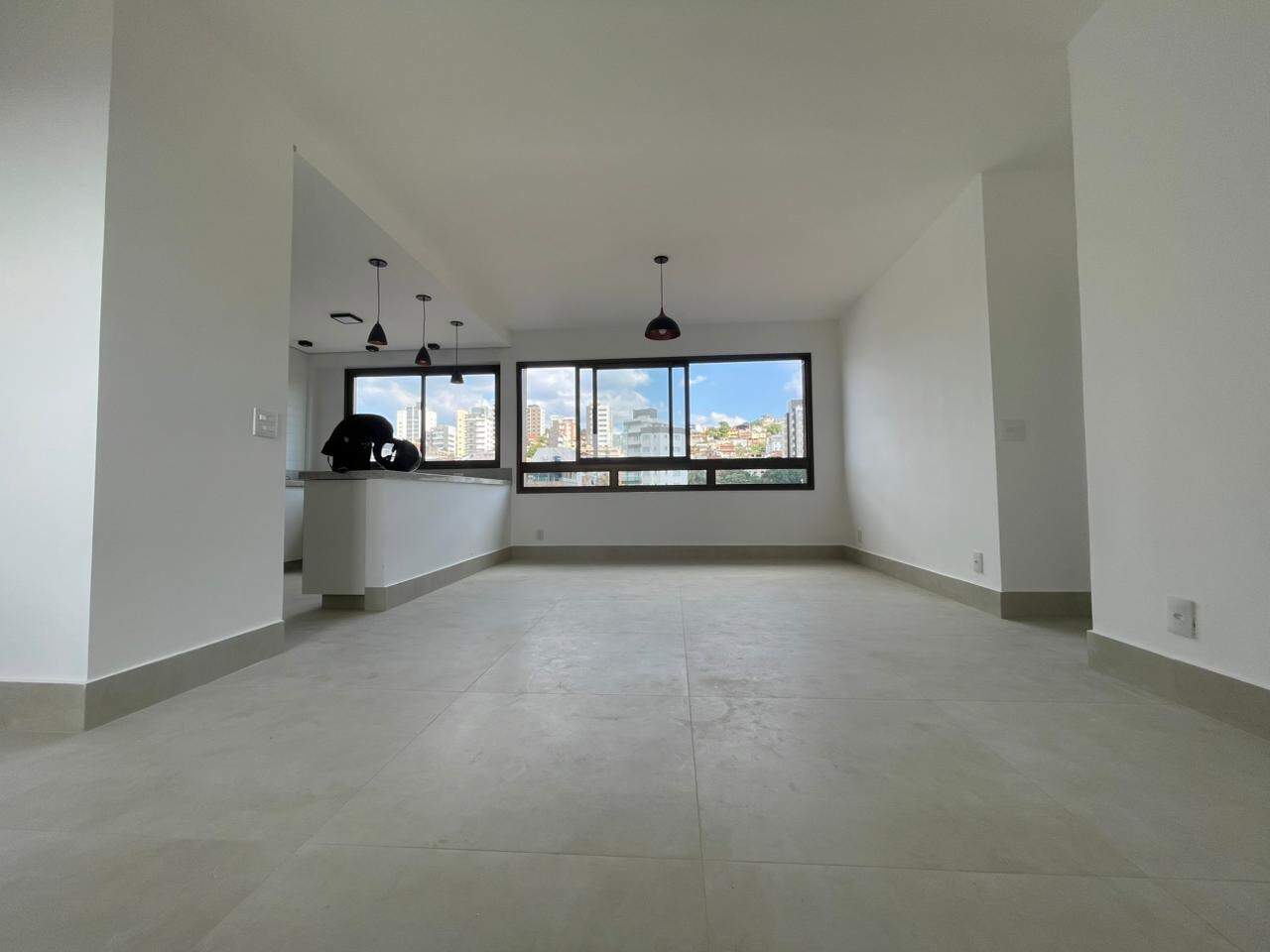 Apartamento para aluguel no Barreiro: 