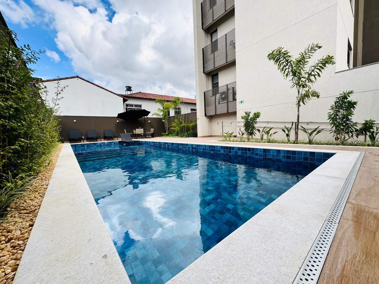 Apartamento para aluguel no Barreiro: 