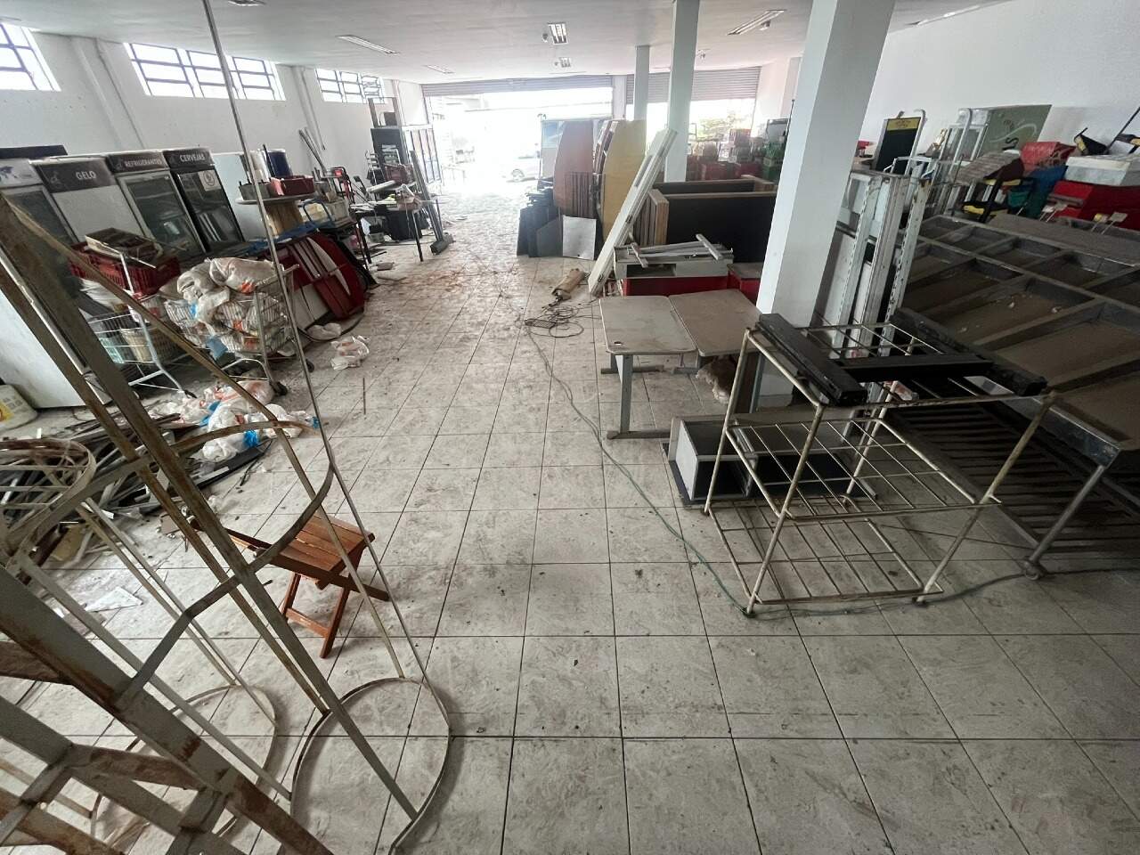 Loja para aluguel no Mangueiras: Loja para aluguel - Mangueiras, - Belo Horizonte