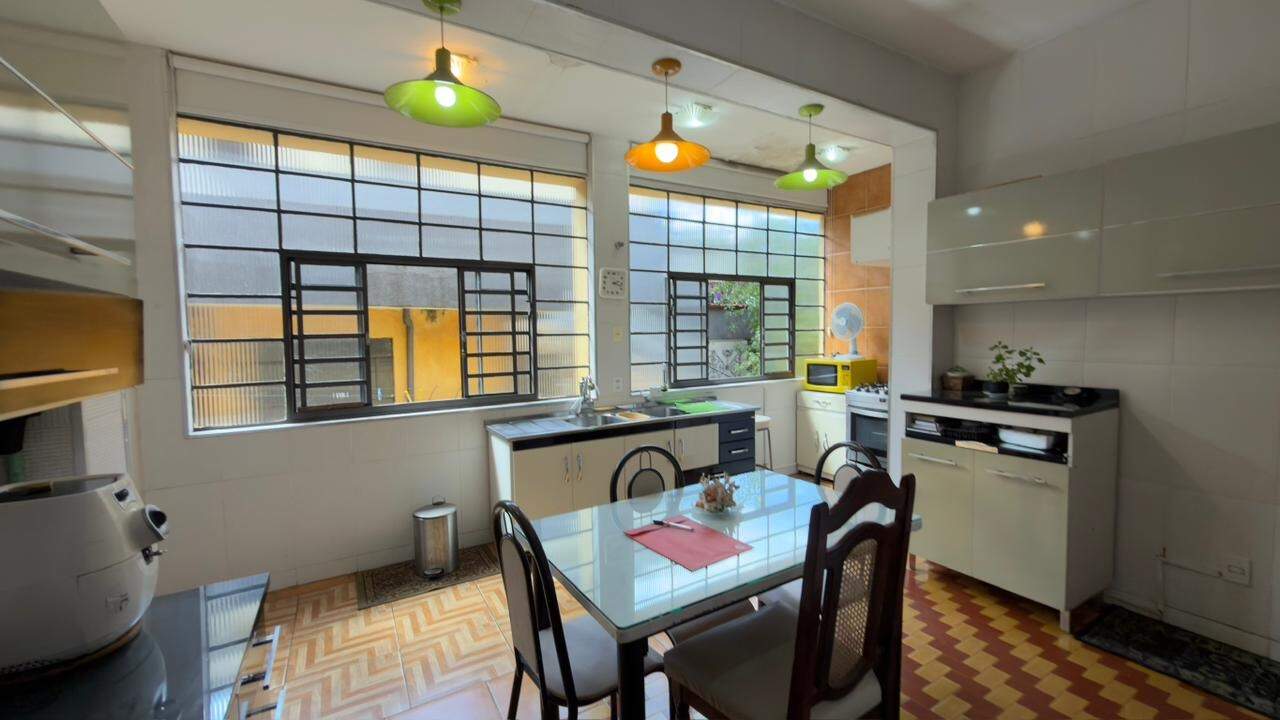 Casa à venda no Barreiro: Casa à venda - Barreiro, 4 quartos - Belo Horizonte