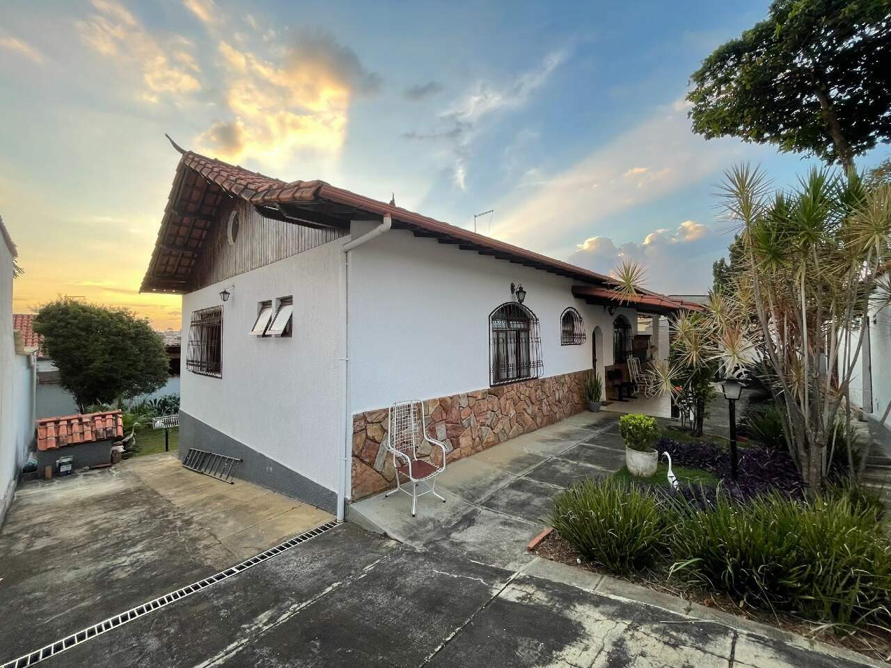 Casa à venda no Cardoso: Casa à venda - Cardoso, 3 quartos - Belo Horizonte