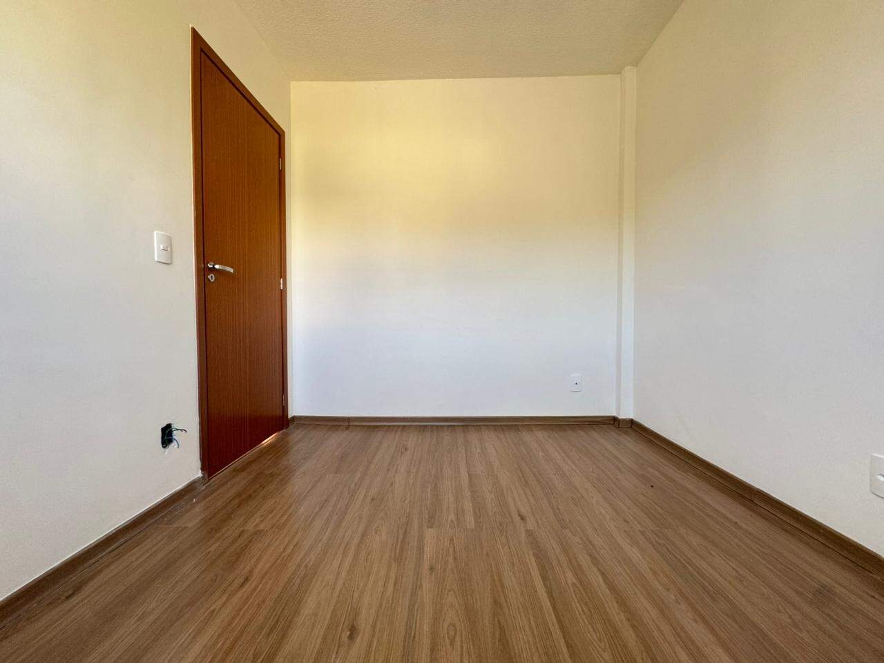 Apartamento à venda no Milionários: Apartamento à venda, 02 Quartos e 01 Vaga no bairro Milionários, região do Barreiro.