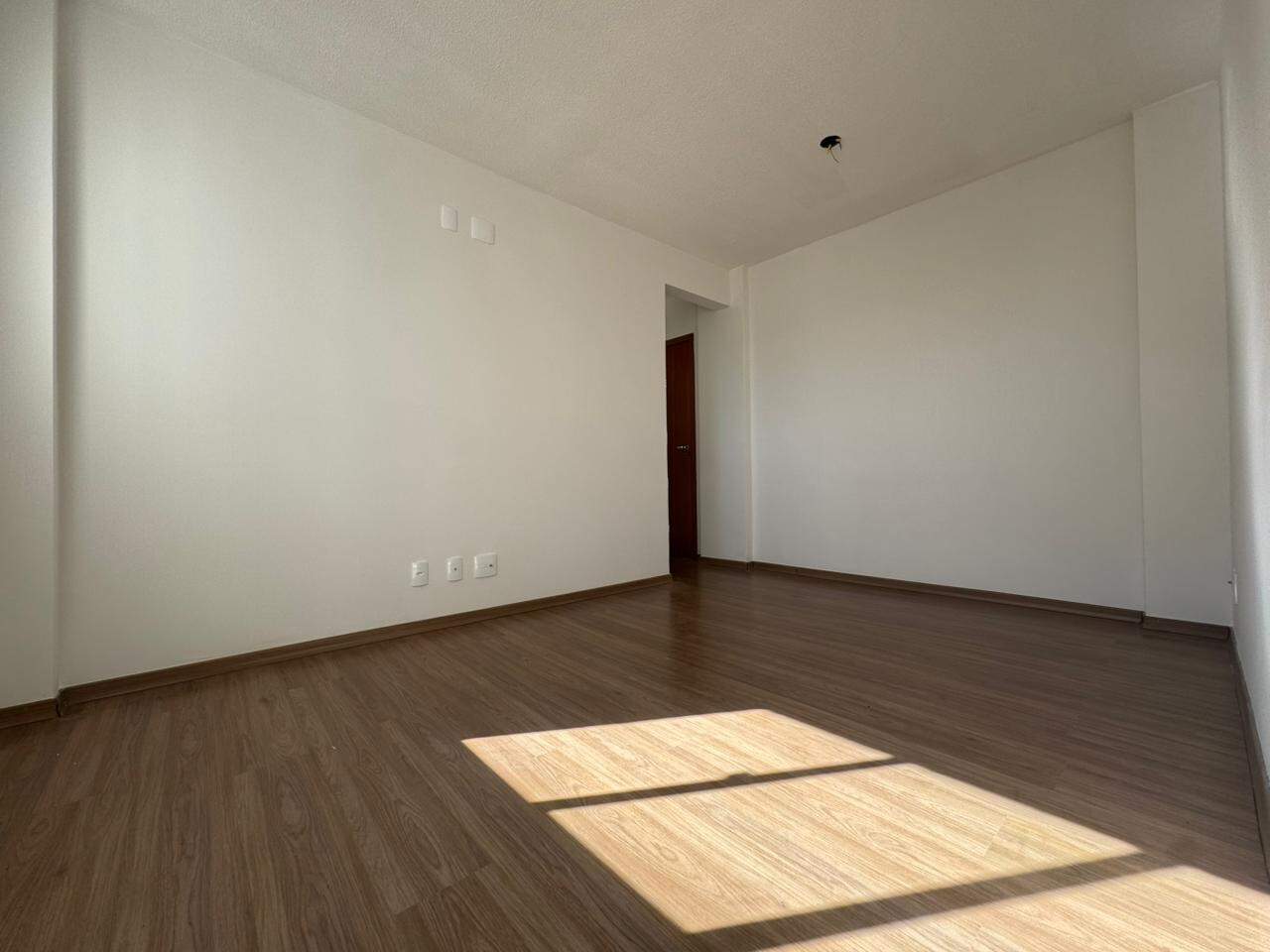 Apartamento à venda no Milionários: Apartamento à venda, 02 Quartos e 01 Vaga no bairro Milionários, região do Barreiro.