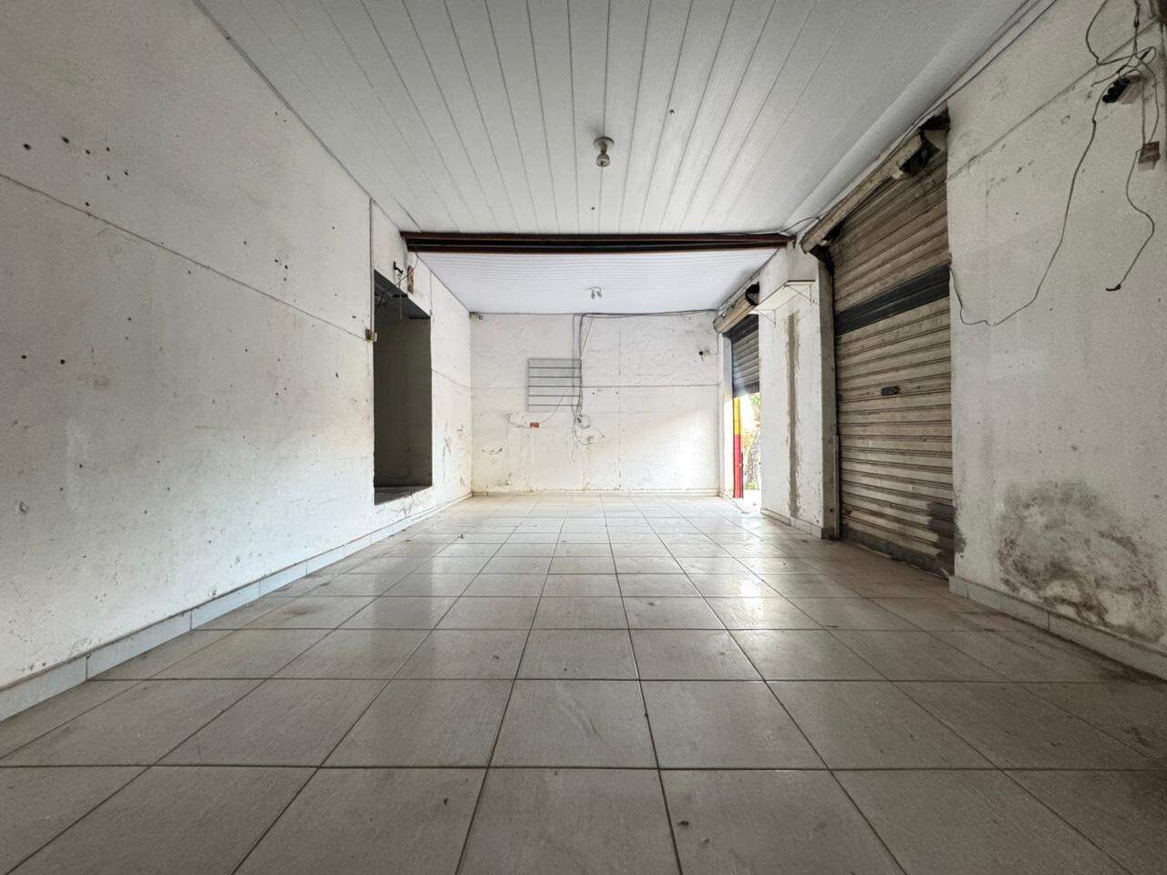 Loja para aluguel no Bairro das Indústrias I: Loja para aluguel - Bairro das Indústrias I, - Belo Horizonte