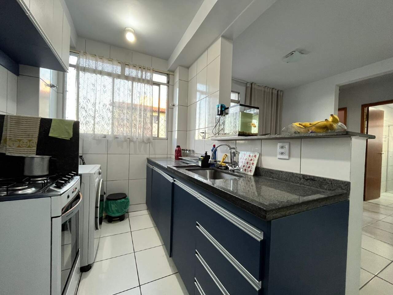 Apartamento à venda no Diamante: Apartamento à venda, 03 Quartos sendo 01 suíte, no bairro Diamante.
