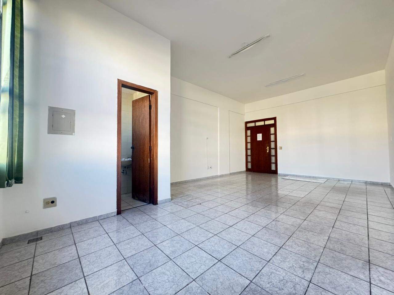 Sala à venda no Barreiro: Sala à venda - Barreiro, - Belo Horizonte