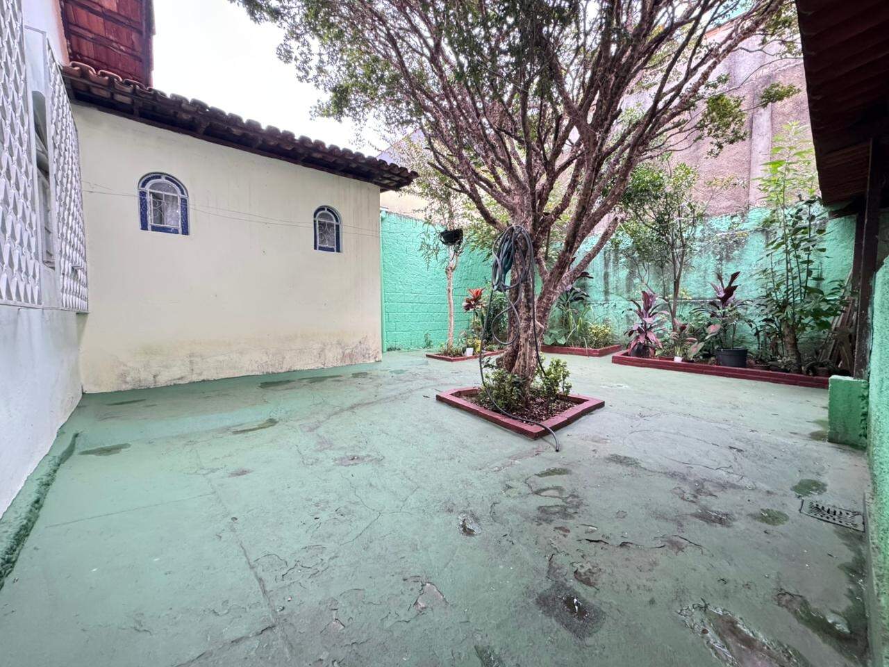 Casa para aluguel no Teixeira Dias: Casa para aluguel - Teixeira Dias, - Belo HorizonteCasa para aluguel - Teixeira Dias, - Belo Horizonte