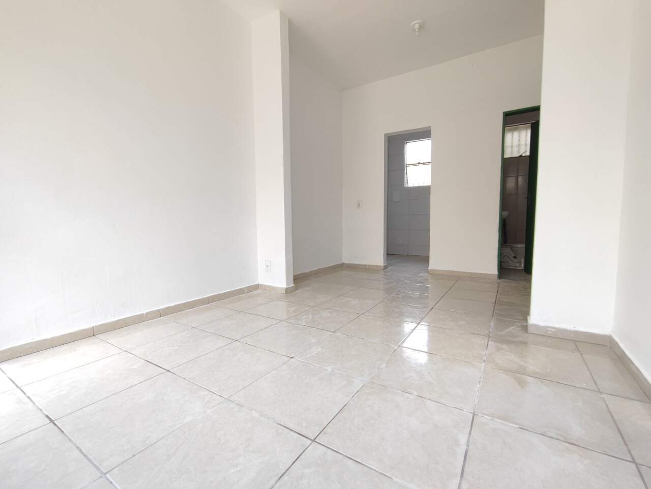 Casa para aluguel no Tirol: Casa para aluguel - Tirol, 2 quartos - Belo Horizonte