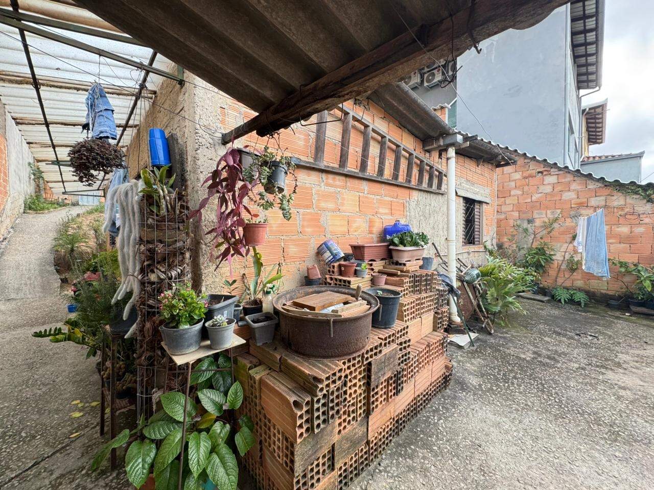 Casa à venda no Tirol: Casa à venda - Tirol, 2 quartos - Belo Horizonte