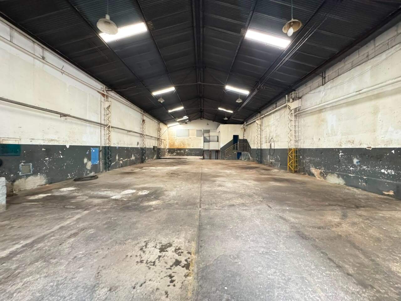 Galpão para aluguel no Jardim Industrial: Galpão para aluguel - Jardim Industrial, - Contagem
