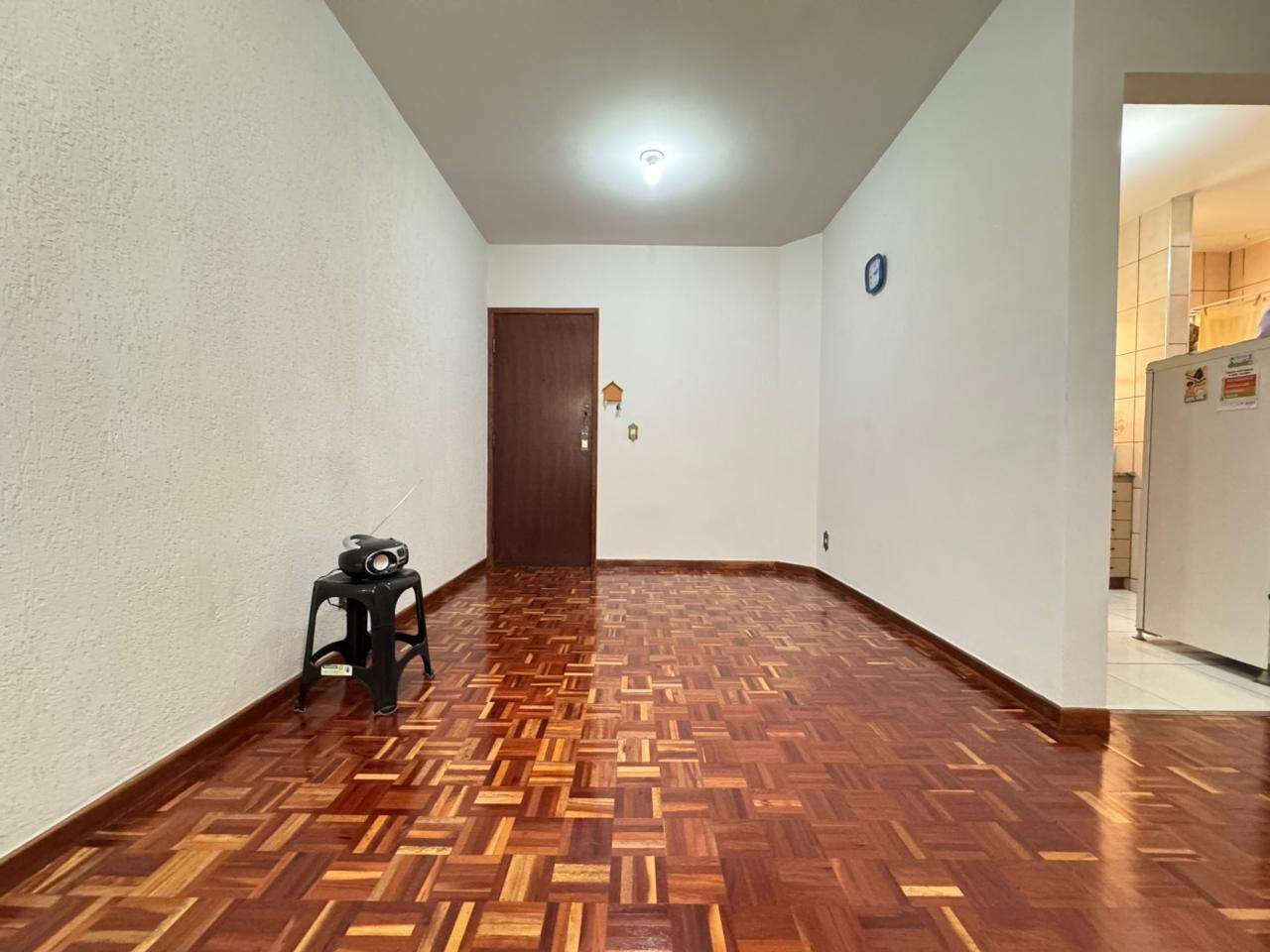 Apartamento à venda no Santa Helena: Apartamento à venda 03 Quartos no bairro Santa Helena, região do Barreiro