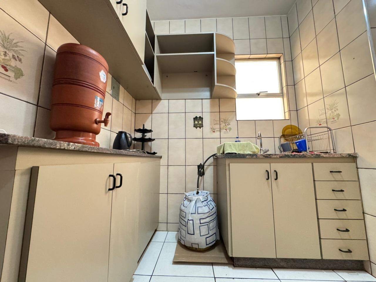 Apartamento à venda no Santa Helena: Apartamento à venda 03 Quartos no bairro Santa Helena, região do Barreiro