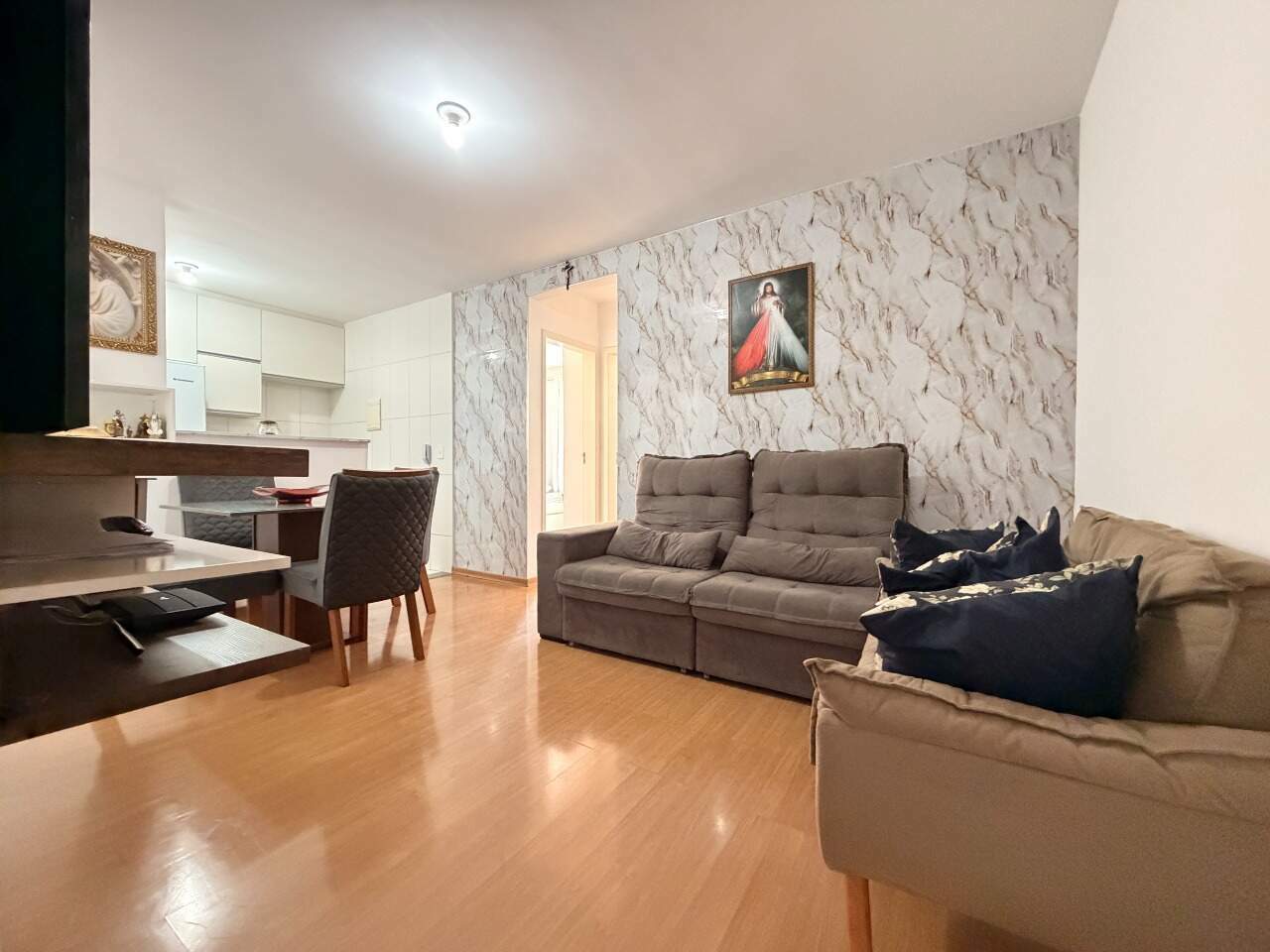 Apartamento à venda 02 Quartos e 01 Vaga, no bairro Vale do Jatobá, região do Barreiro