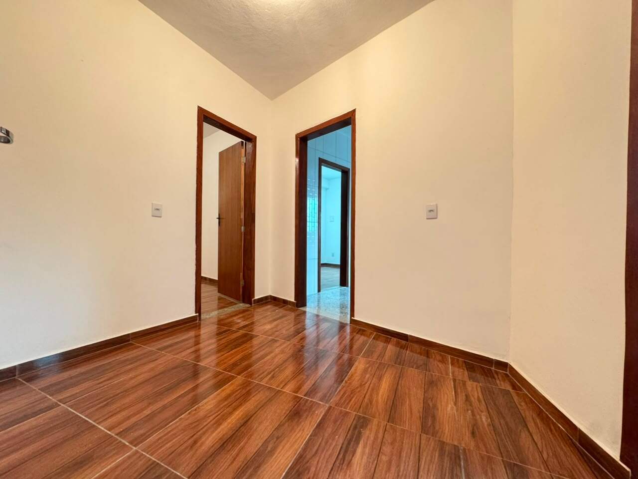 Casa para aluguel no Marilândia: Casa para alugar, 02 Quartos no bairro Marilândia, região de Ibirité