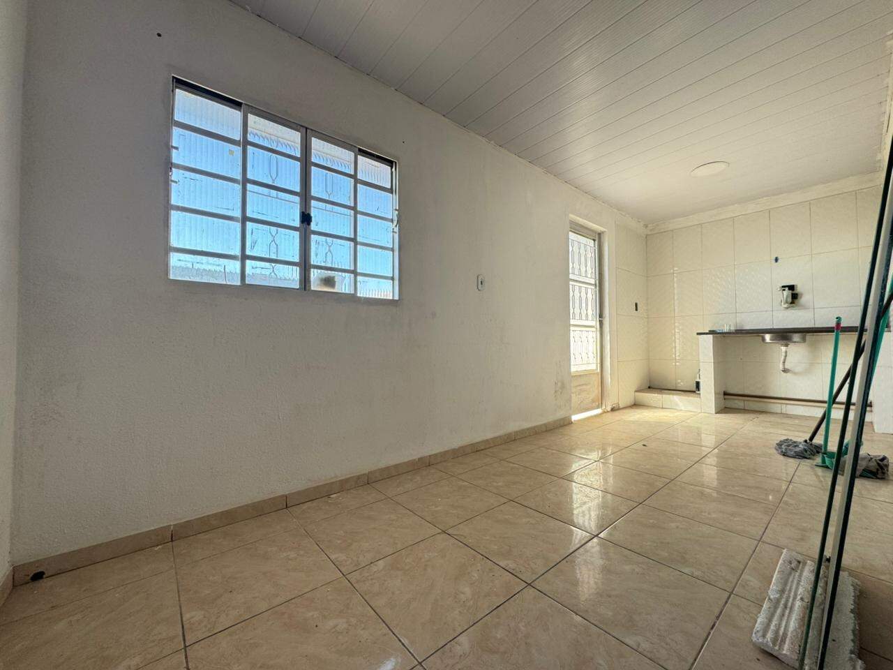 Sala para aluguel no Santa Cruz: Sala para alugar, no bairro Santa Cruz, em Belo Horizonte.
