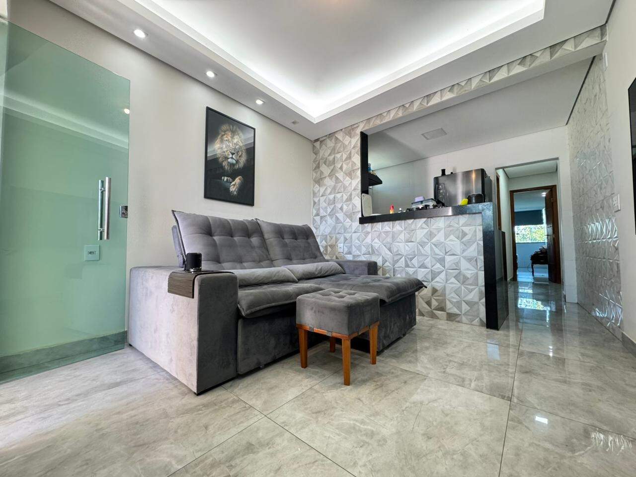 Casa para aluguel no Flávio Marques Lisboa: 