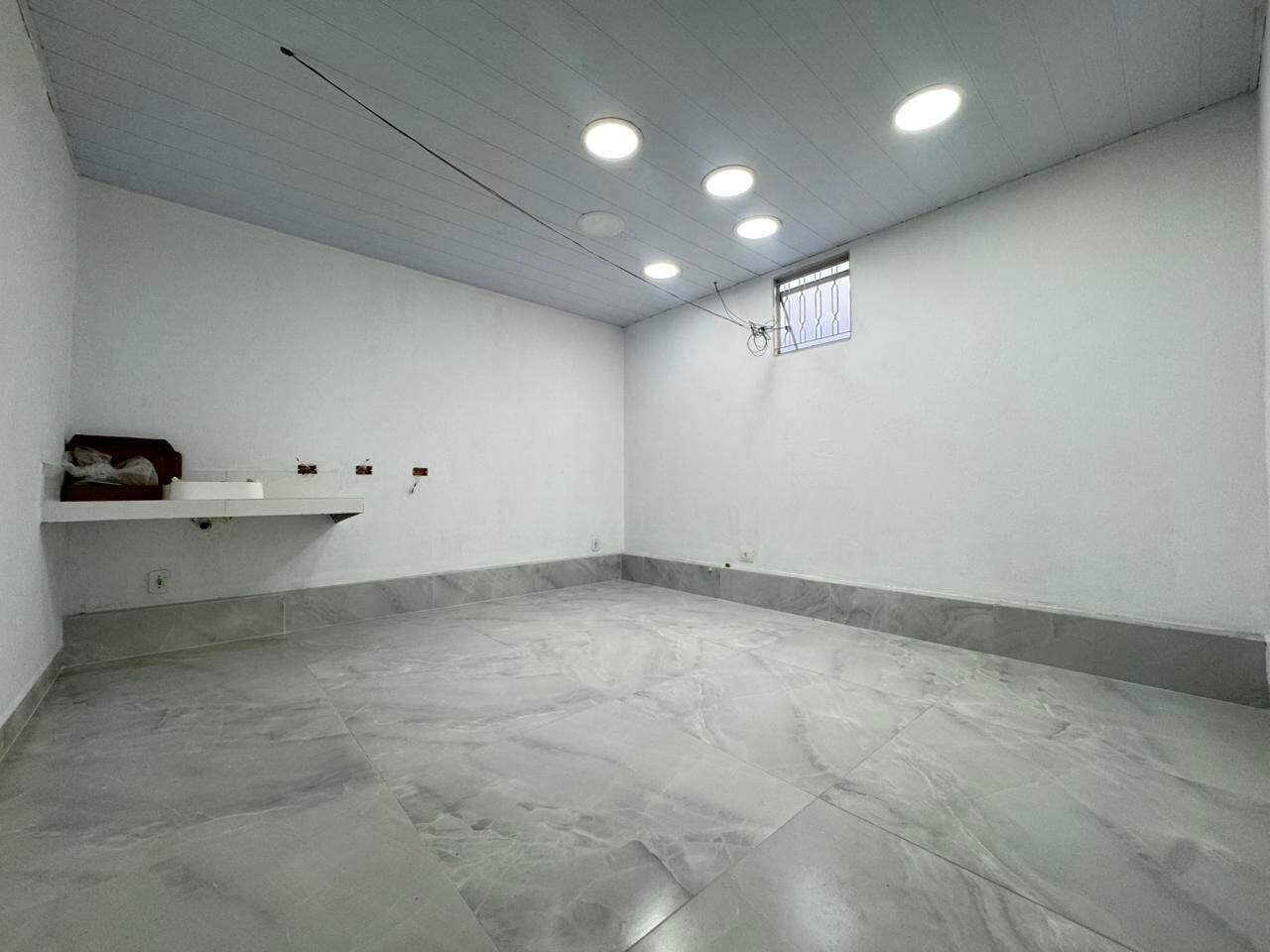 Sala para aluguel no Santa Cruz: Sala para alugar, no bairro Santa Cruz, em Belo Horizonte.