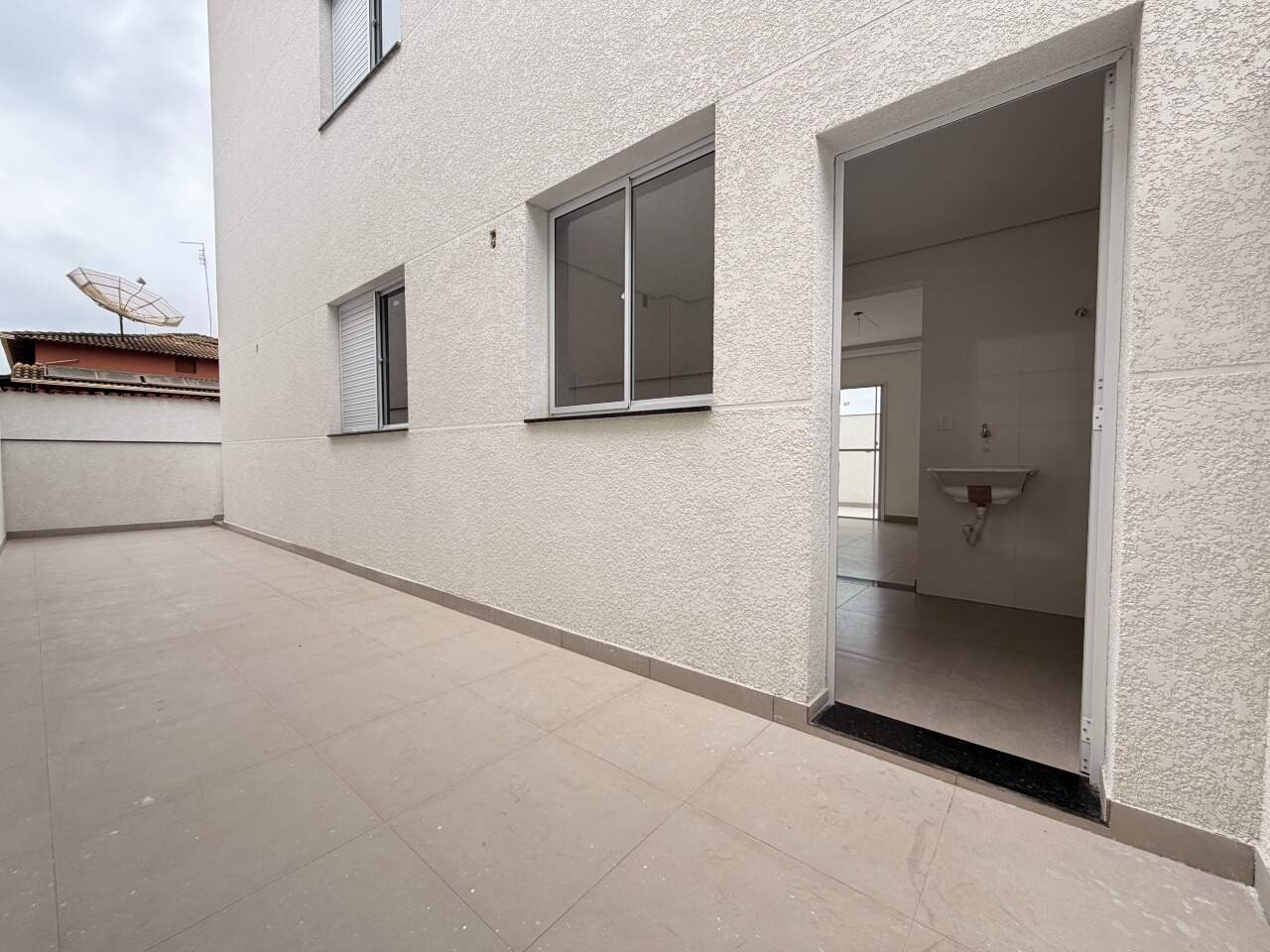 Prédio à venda no Milionários: Apartamentos à venda com 02 e 03 Quartos no bairro Milionários