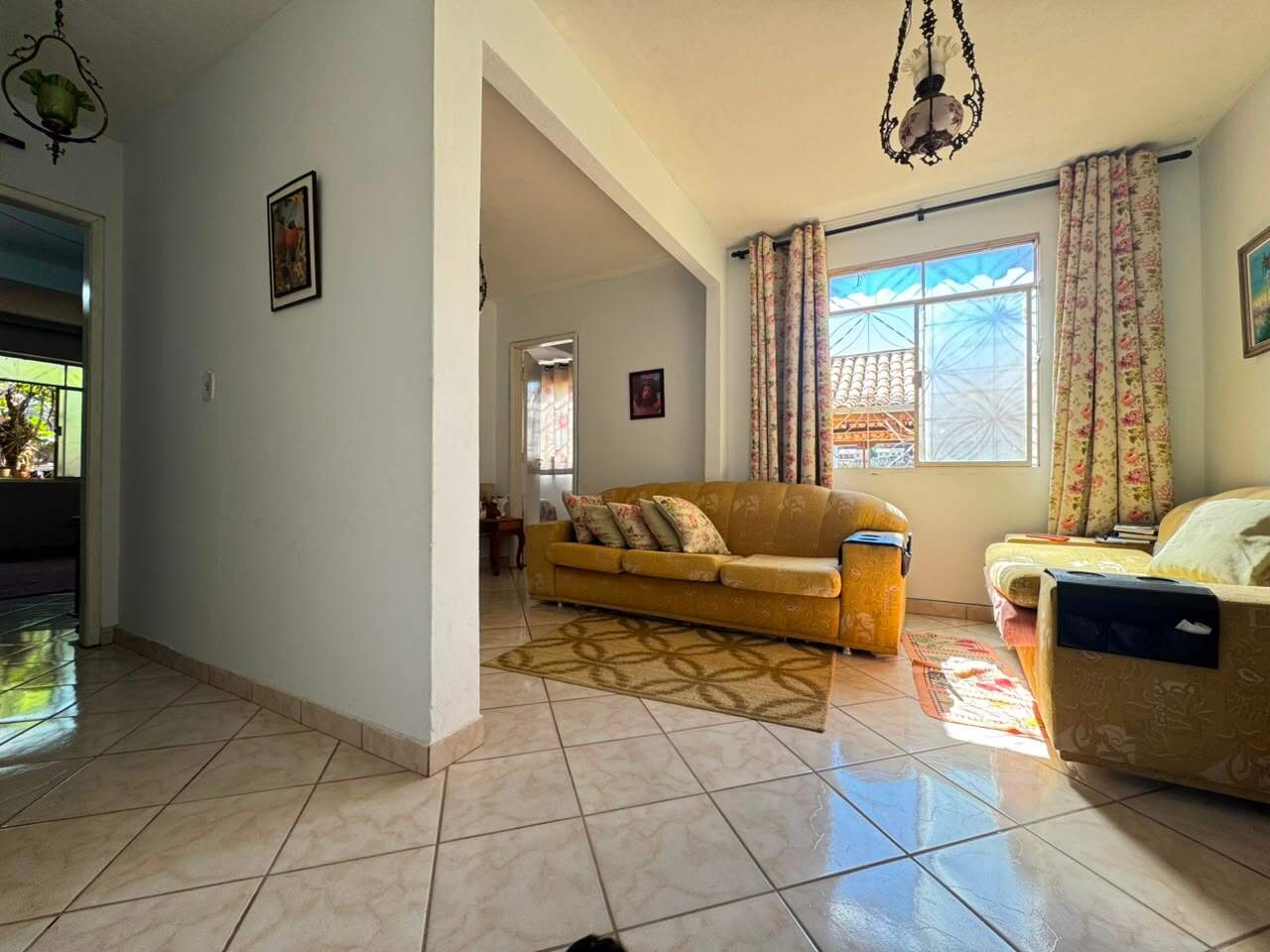 Casa à venda no Teixeira Dias: Casa à venda - Teixeira Dias, 3 quartos - Belo Horizonte