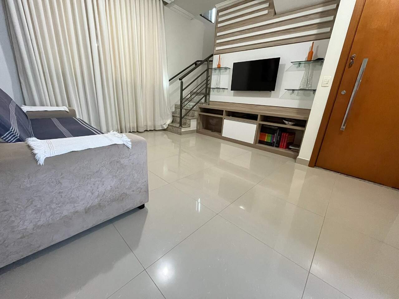 Cobertura para alugar no Diamante